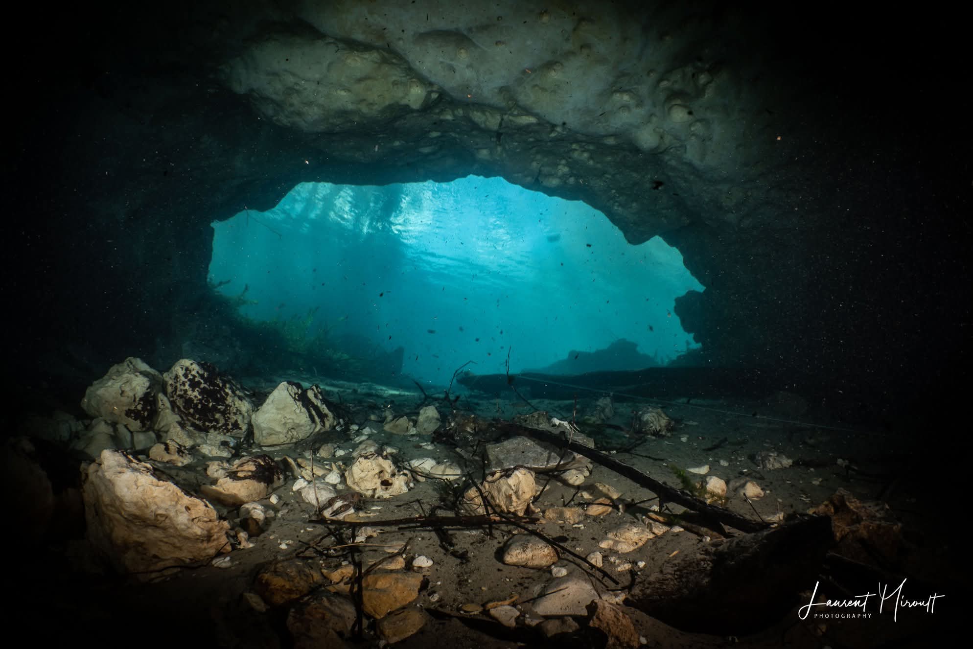 Hole in the Wall Cave